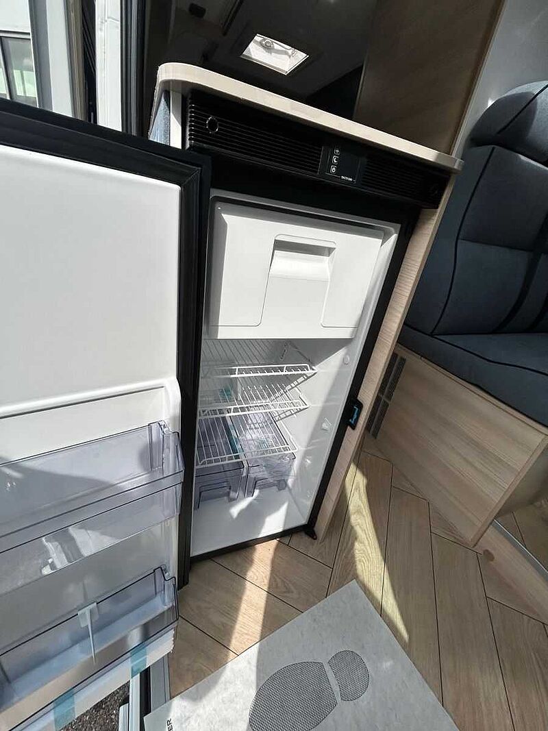 Chausson V 690 SPORT LINE #AKTION# Automatik 2026 Modell 594 First Line Light -140PS- #Modell 2026#